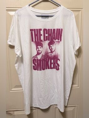 Torrid The Chain Smokers White Tee with Purple Graphics Size 3X